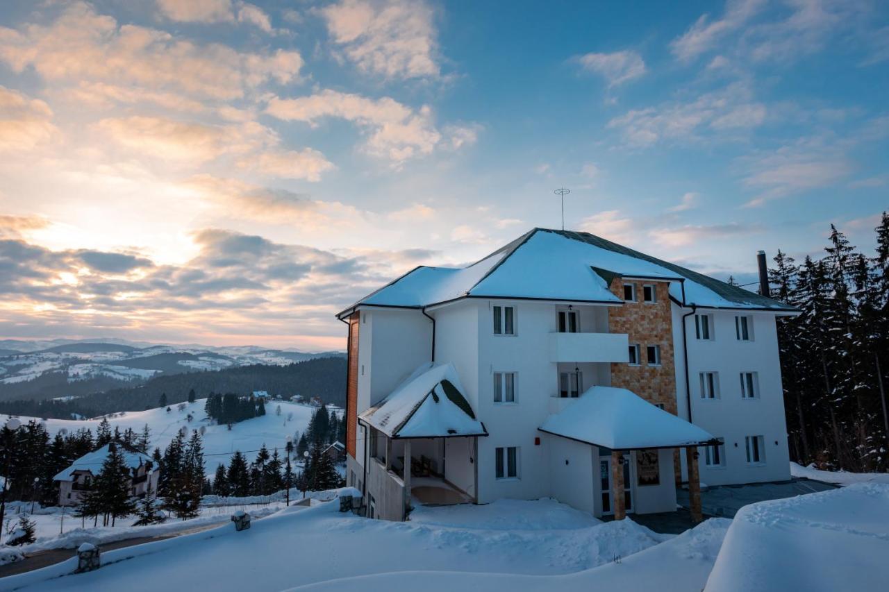 Aparthotel Vuk Nova Varoš Exterior foto